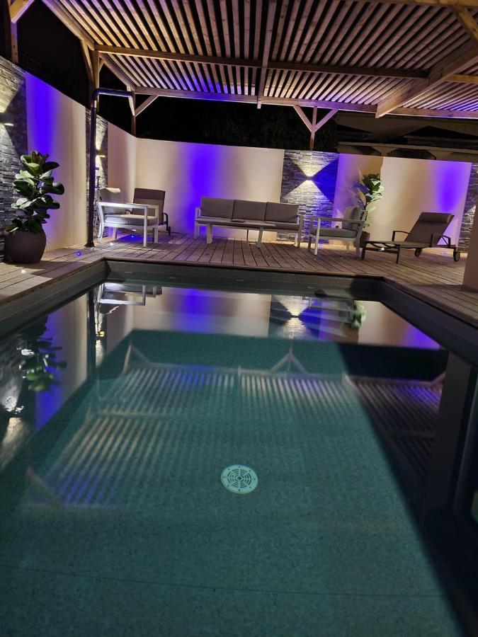Villa Jasmin Standing Piscine Chauffee 4 Ch 9 Pers Baie-Mahault Luaran gambar