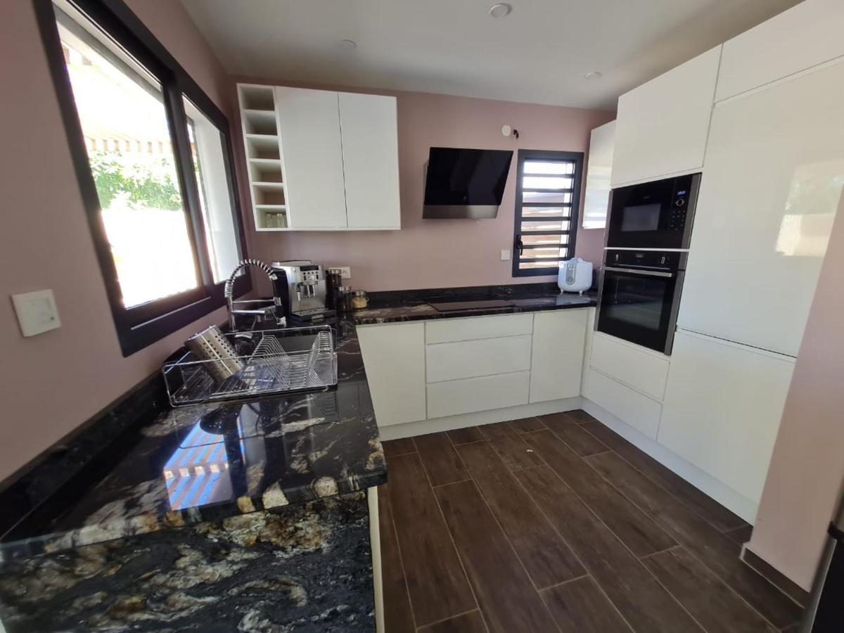 Villa Jasmin Standing Piscine Chauffee 4 Ch 9 Pers Baie-Mahault Luaran gambar